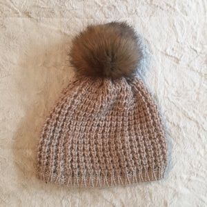 Pom Pom beanie